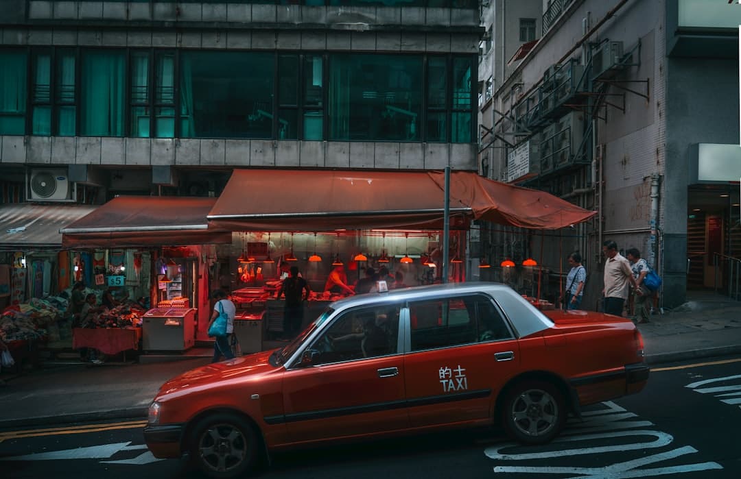 捧红很多明星，著作名垂青史，琼瑶用最琼瑶的方法与年代离别